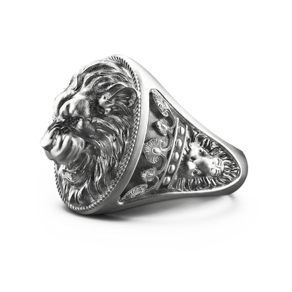 Zancan silver lion ring...